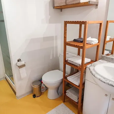 بيت للعطل Charmante Maison De Pres De Avec Piscine بزييه
