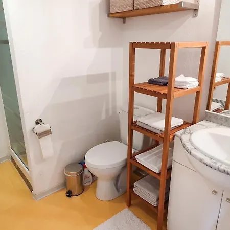 بيت للعطل Charmante Maison De Pres De Avec Piscine